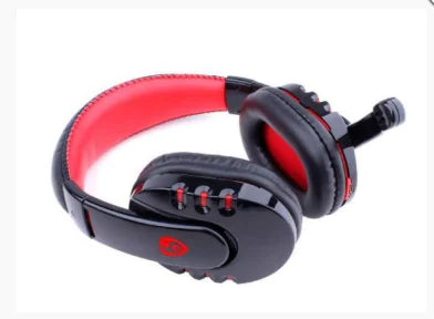 Wireless Gaming with Over-Ear Headset